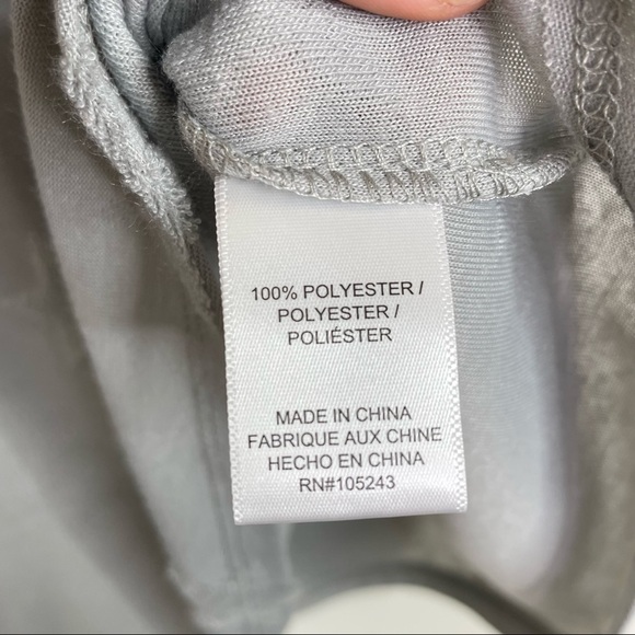 Stitch Fix l Bobeau Sheldon V-Neck Terry Star Knit Top, Medium - Picture 3 of 9